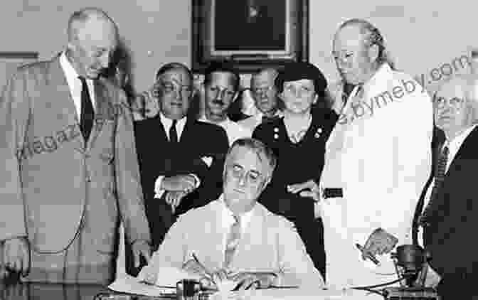 Franklin Roosevelt Signs The Social Security Act Franklin D Roosevelt (Biographies) Laura K Murray